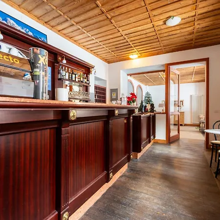 Attic Historic Building With Air Conditioning Апартаменты *