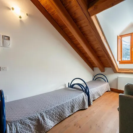 Attic Historic Building With Air Conditioning Ceresole Reale