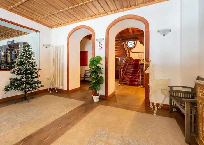 Attic Historic Building With Air Conditioning Apartamento *