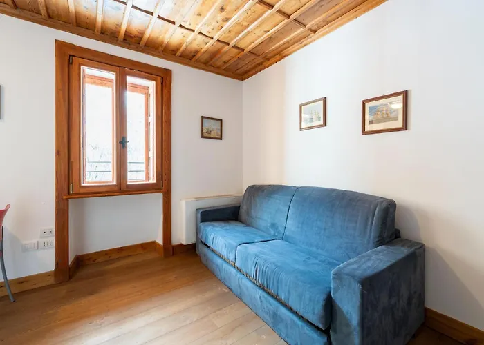 Апартаменты Attic Historic Building With Air Conditioning *