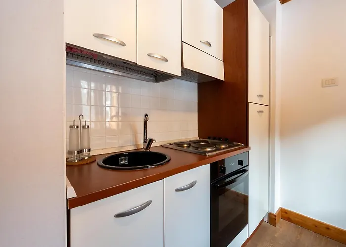 Attic Historic Building With Air Conditioning Apartamento