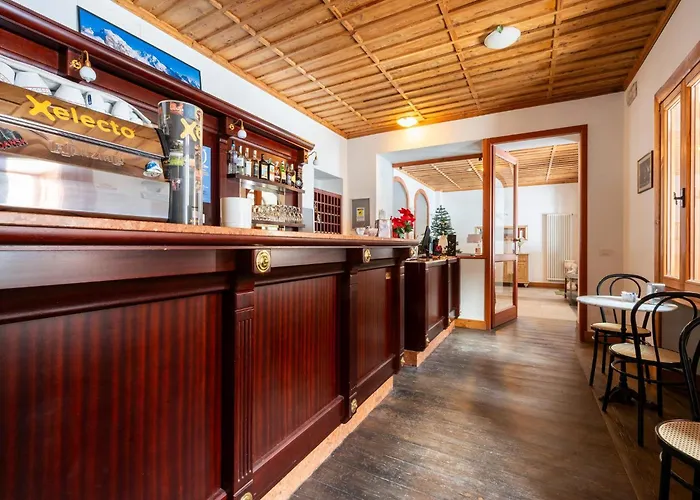 Attic Historic Building With Air Conditioning Apartamento *